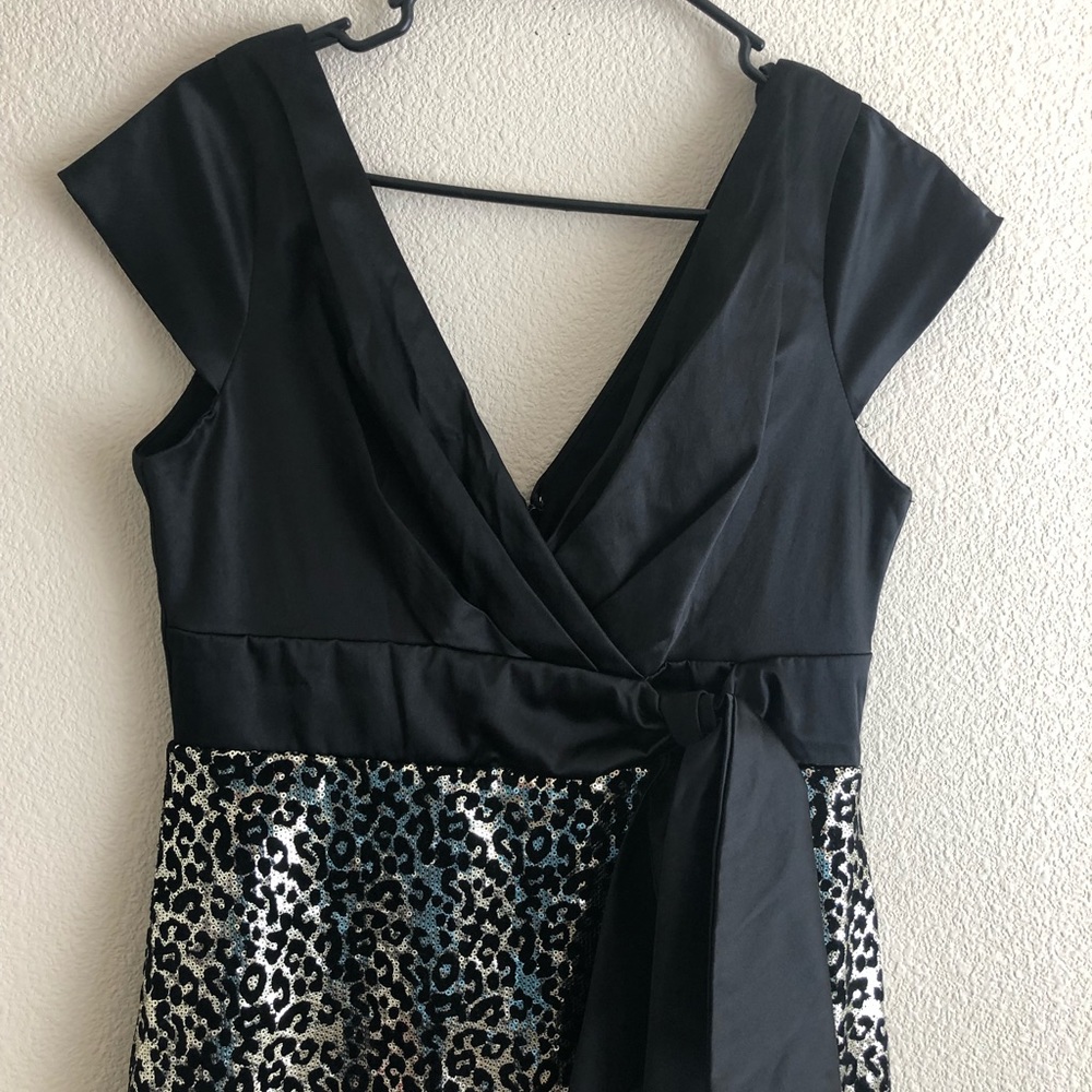 Never worn - Picture 3 of 3